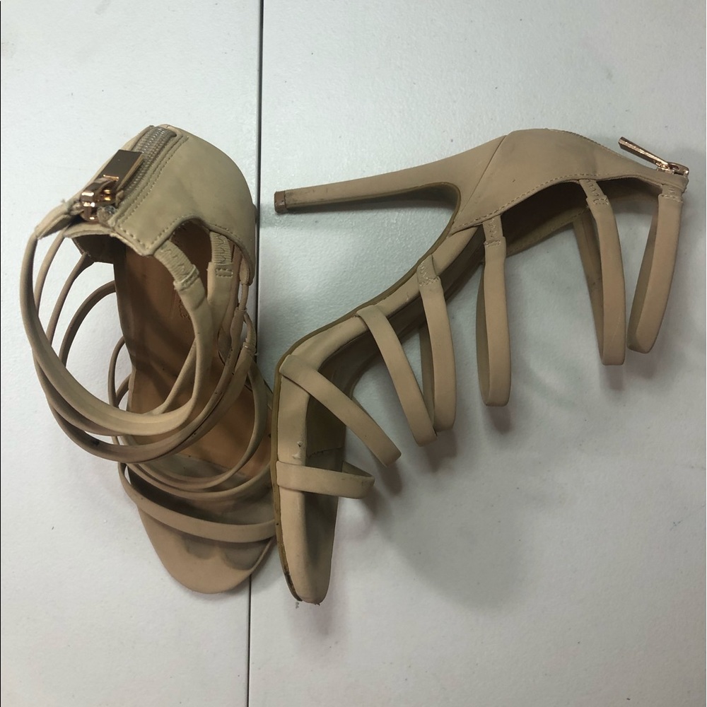 Nude heels - Picture 4 of 4